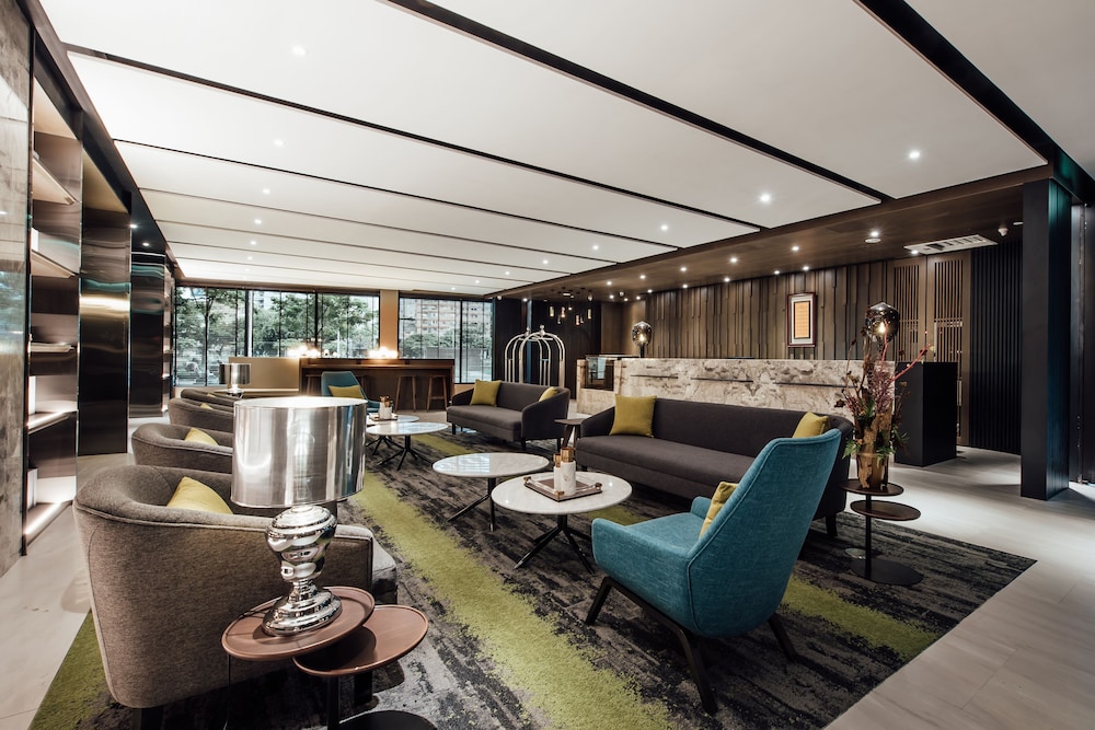 HARBOUR 10 HOTEL 44/69