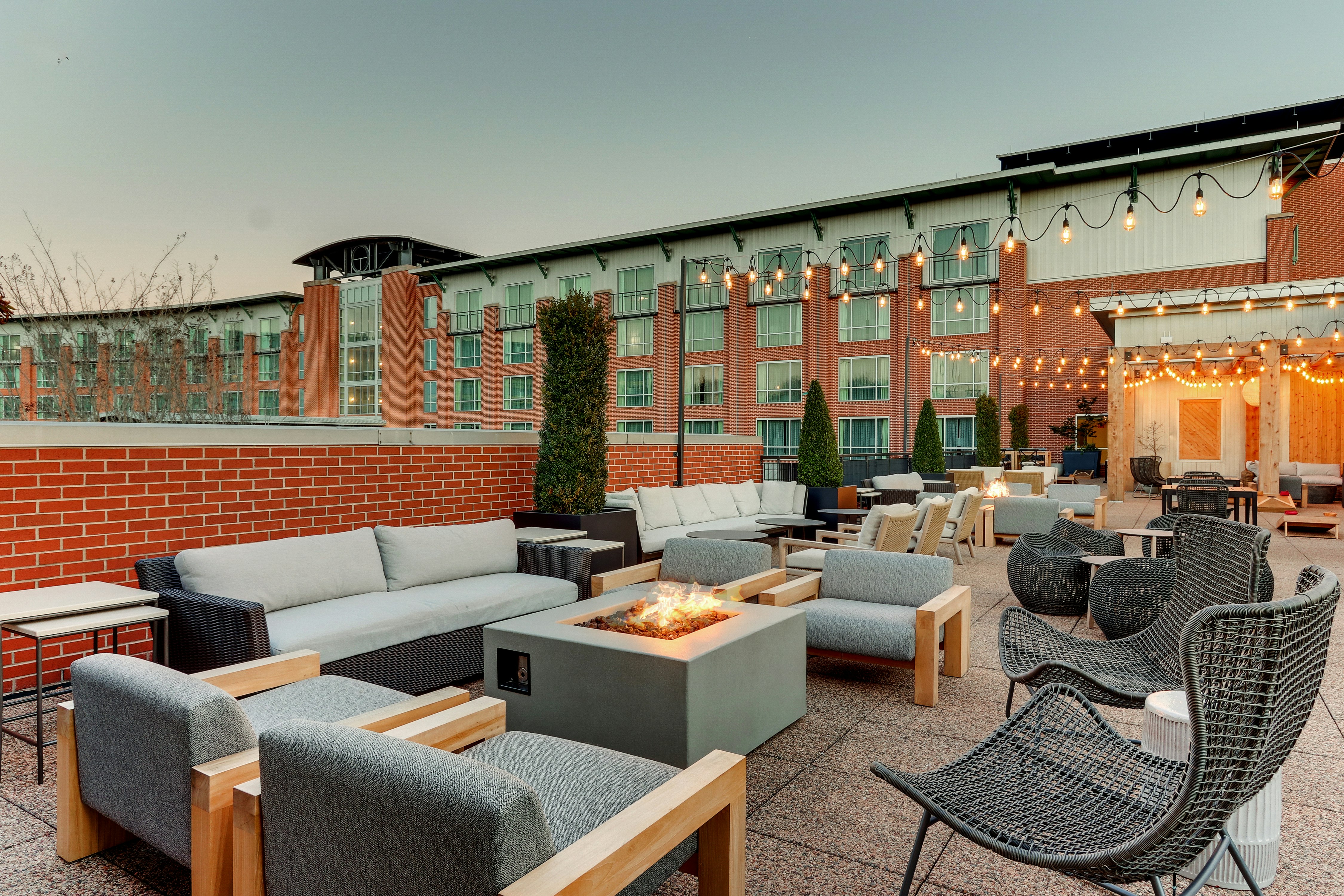 The Chattanoogan Hotel, Curio Collection by Hilton 45/73