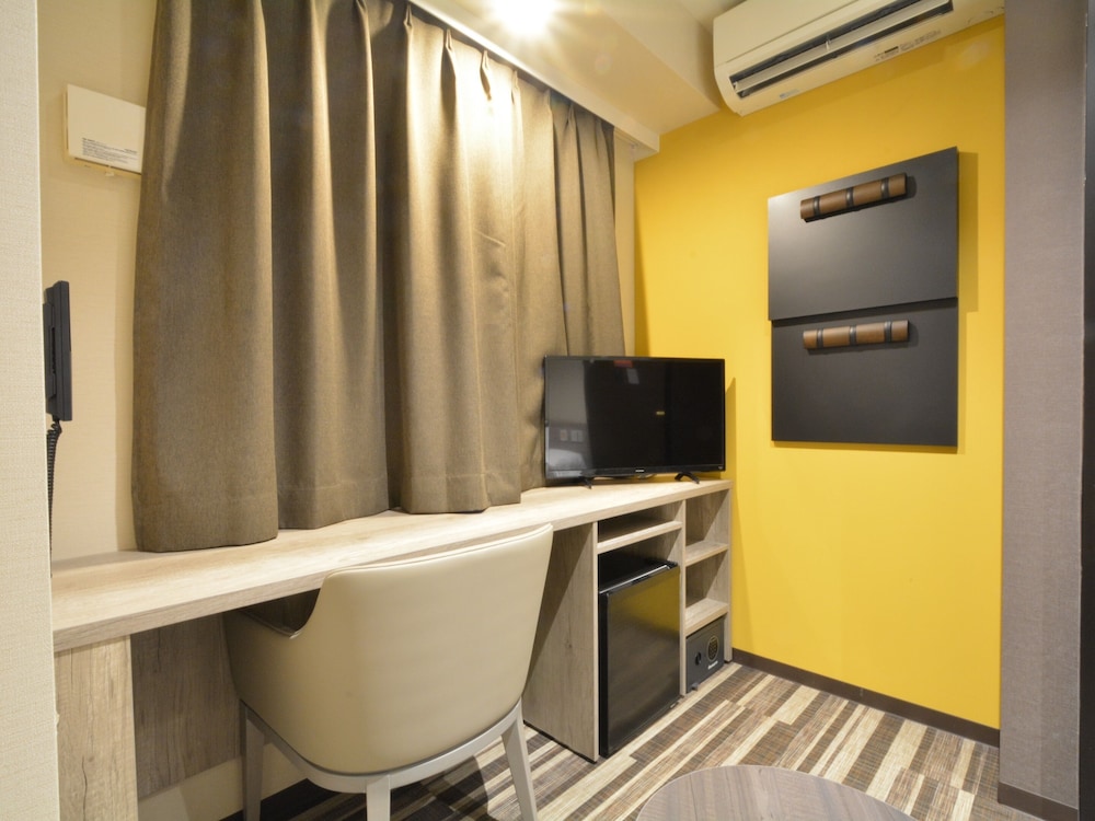 Hotel Sanrriott Shinsaibashi 34/48