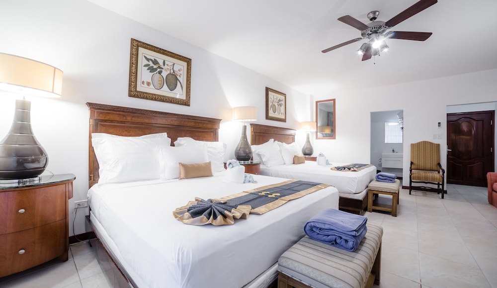 Belize Dive Haven 4/50