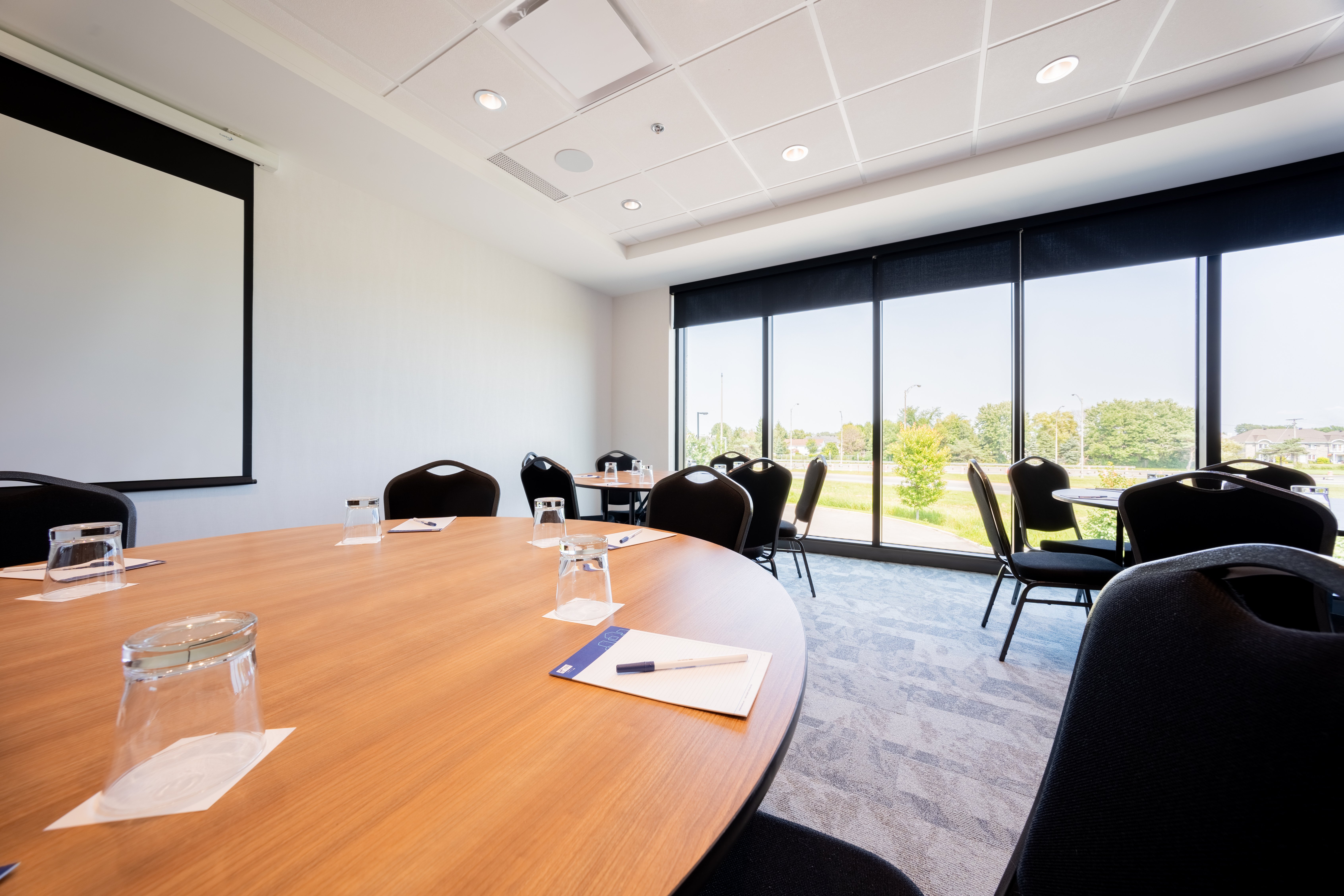 Holiday Inn Express Suites Trois Rivieres Ouest 64/72