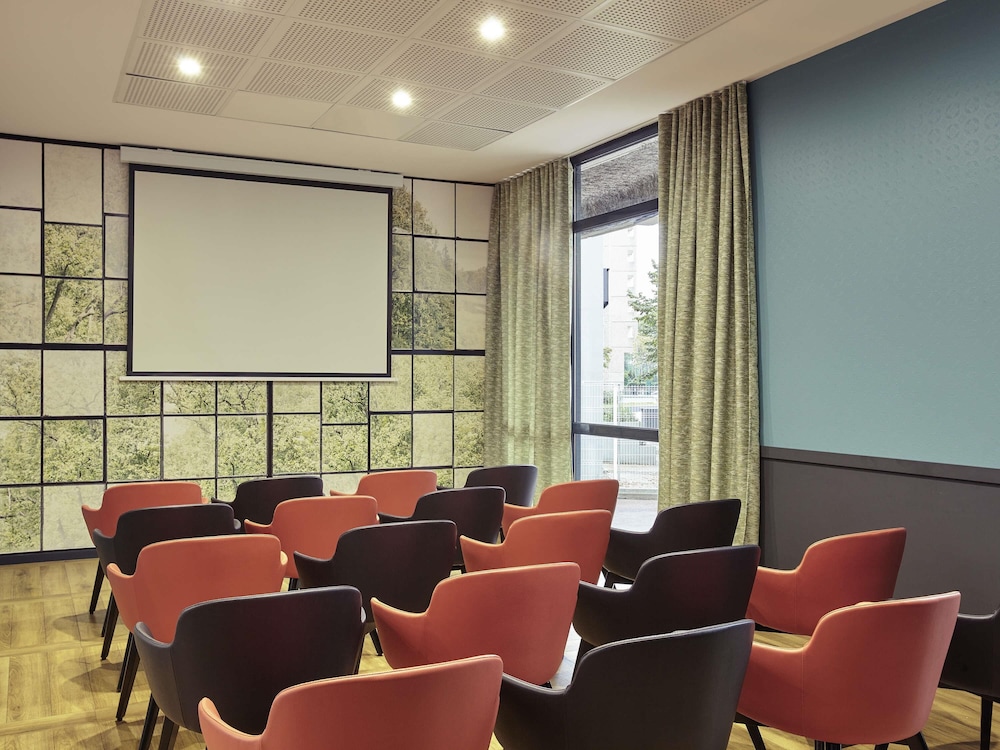 Mercure Paris Saint-Ouen 43/49