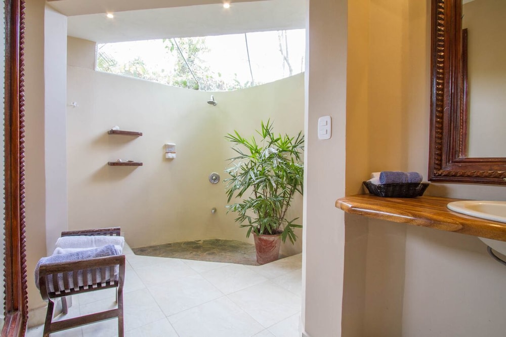 Hotel Tamarindo Village 38/74