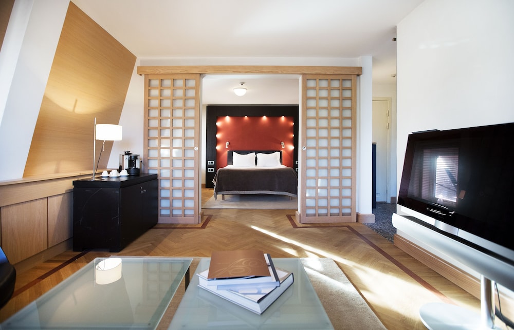 Hotel Lundia 32/50