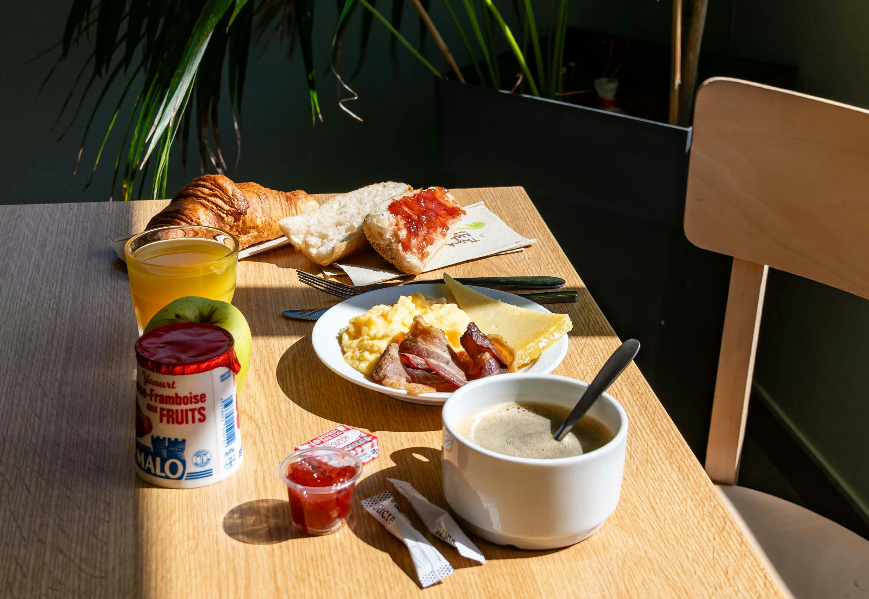 B&B Hotel Saint Etienne Monthieu 51/55