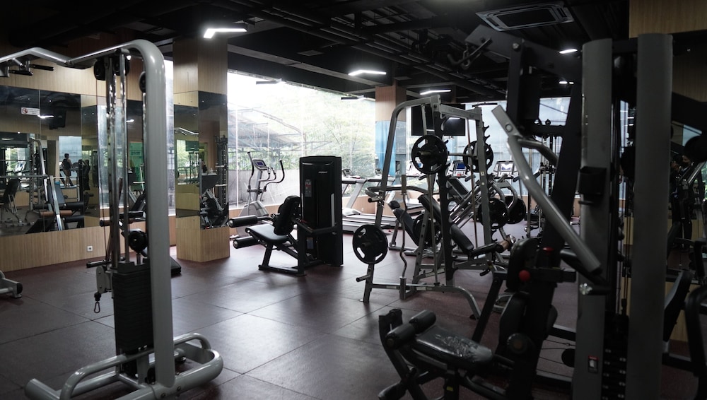 New Hollywood Pekanbaru 37/58