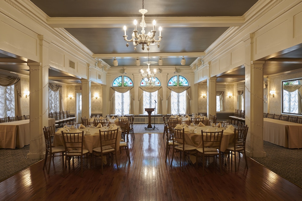 Lititz Springs Inn And Spa 30/46