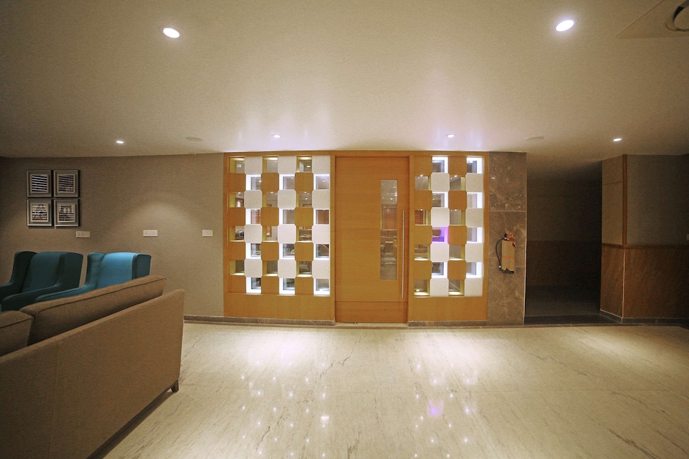 Comfort Inn Kaikaluru 23/31