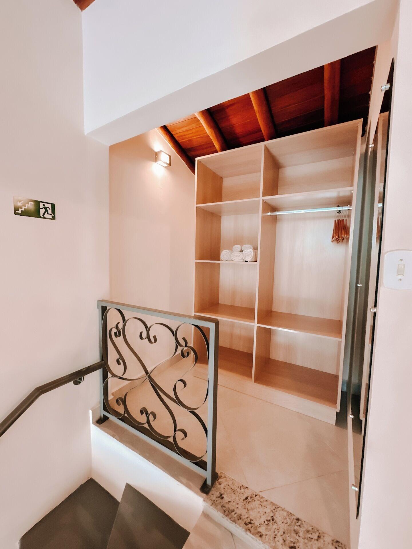 Abrico Beach Hotel 8/50
