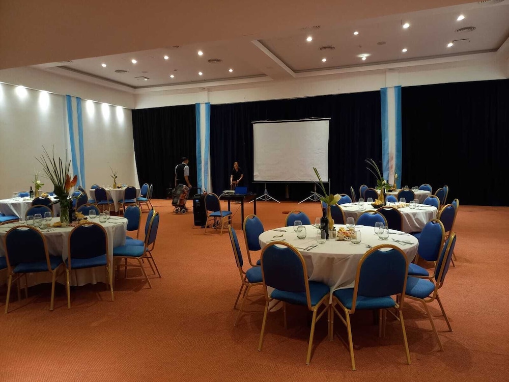 San Miguel Plaza Hotel Golf Spa & Conventions 37/49
