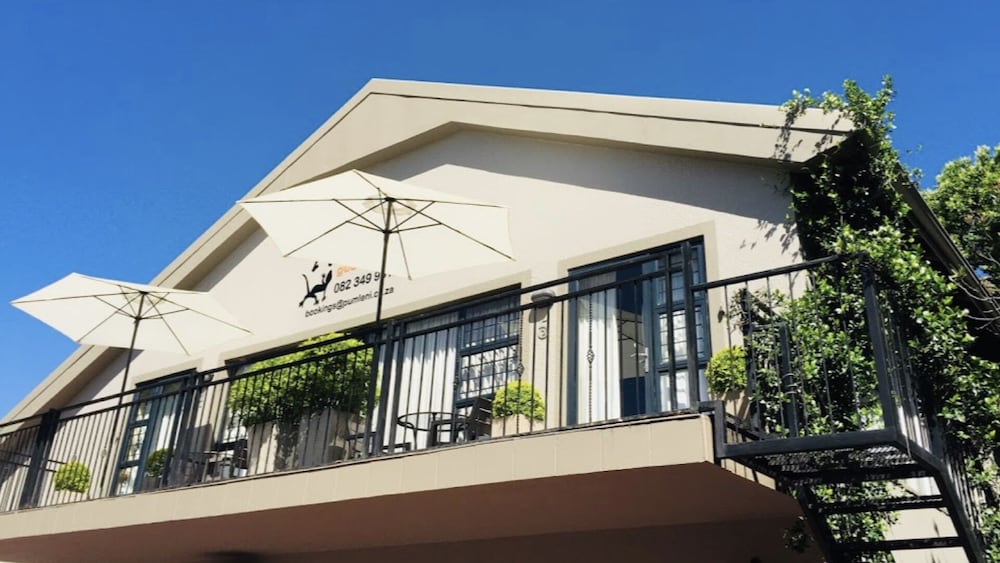 Pumleni Guesthouse 1/50