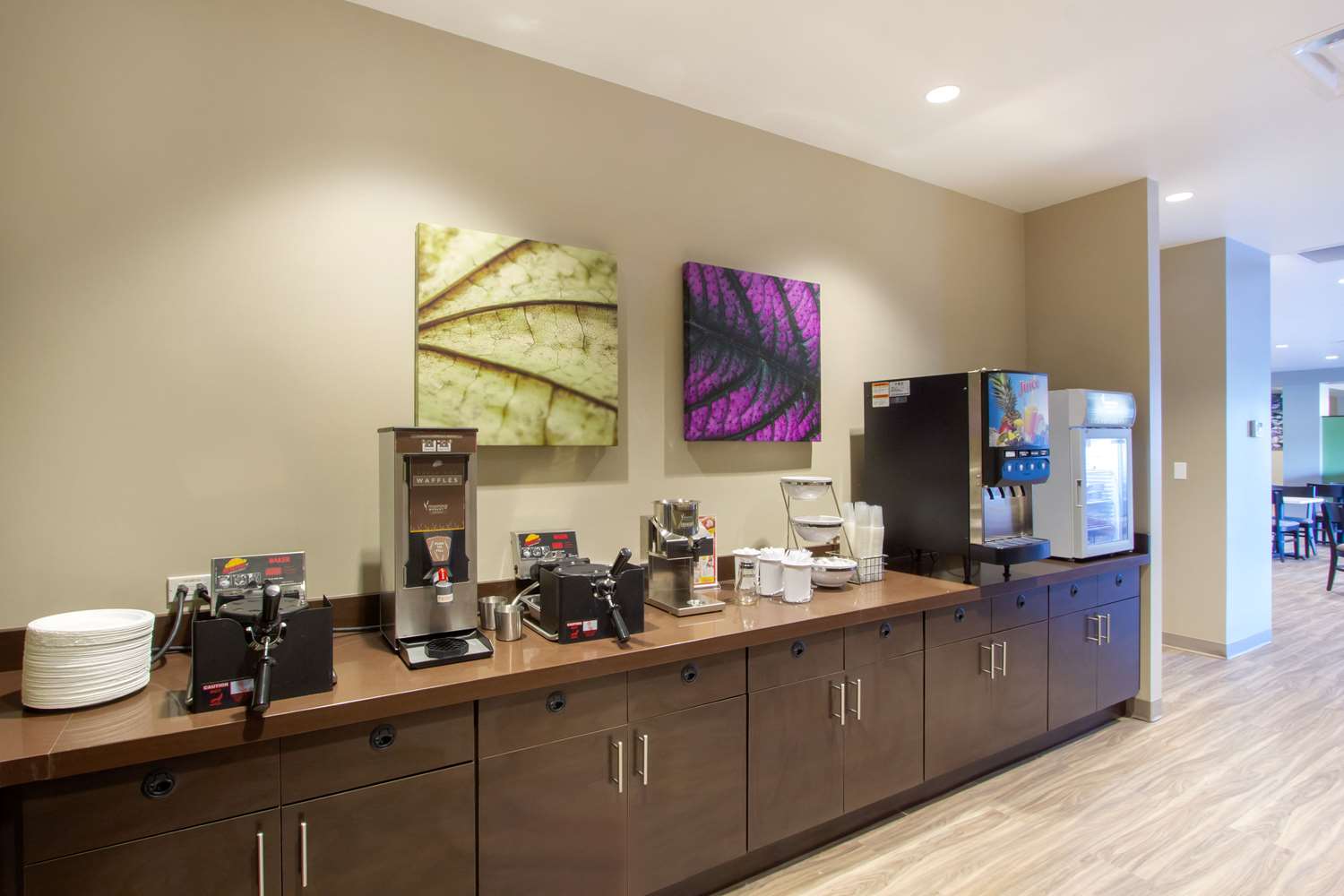 Sleep Inn & Suites Tampa South 10/42