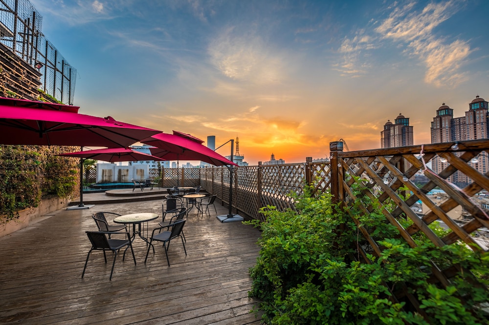 Metropolo Jinjiang Hotels (Xuzhou Railway Station, Suning Plaza, Chudu) 37/39