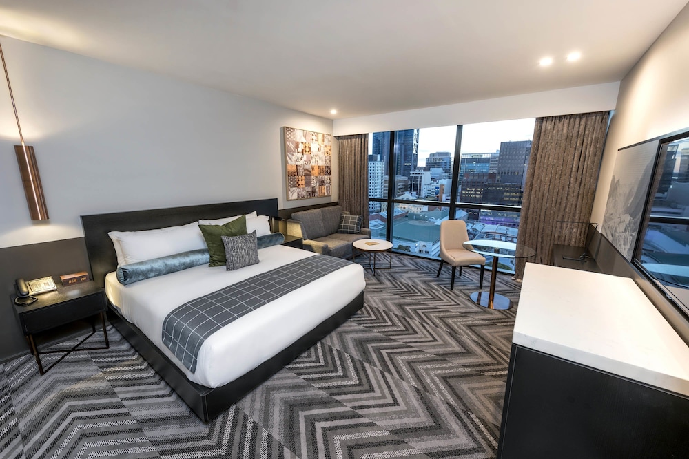 Rydges Perth Kings Square 18/63
