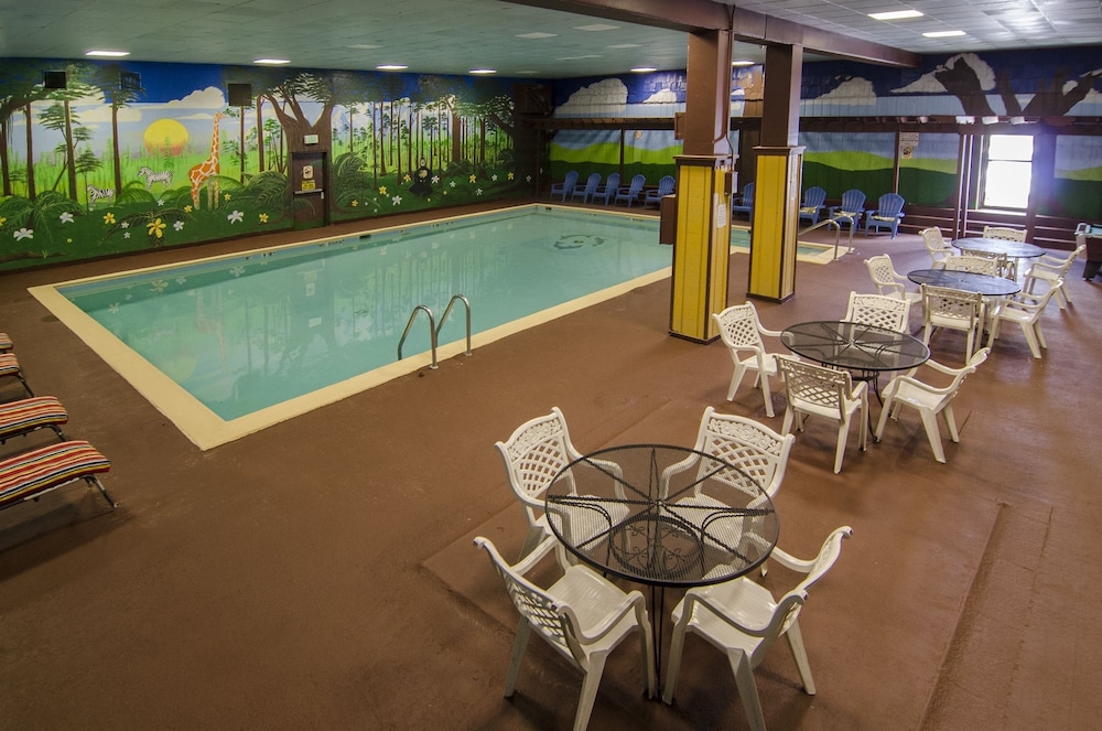Ramada By Wyndham Angola/Fremont Area 28/41