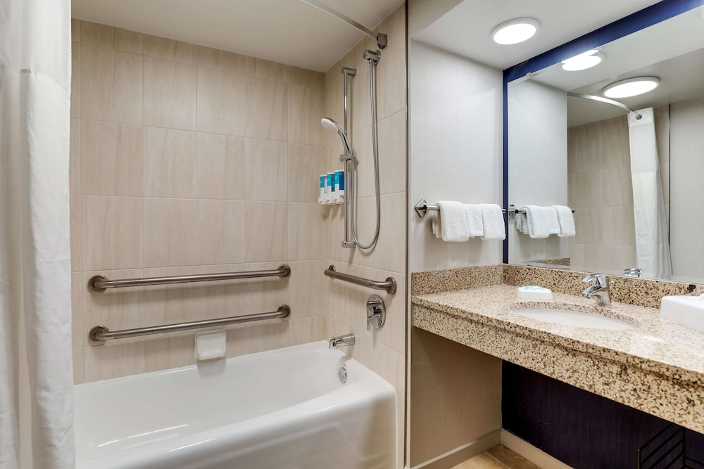 Drury Inn and Suites St Louis St Peters 49/50