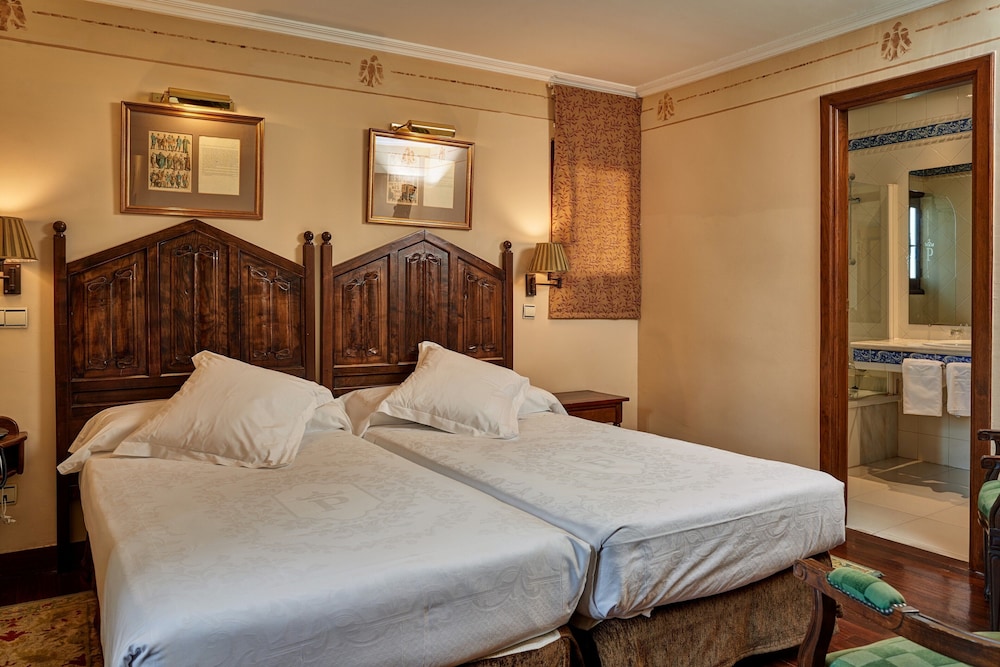 Superior, Twin Beds