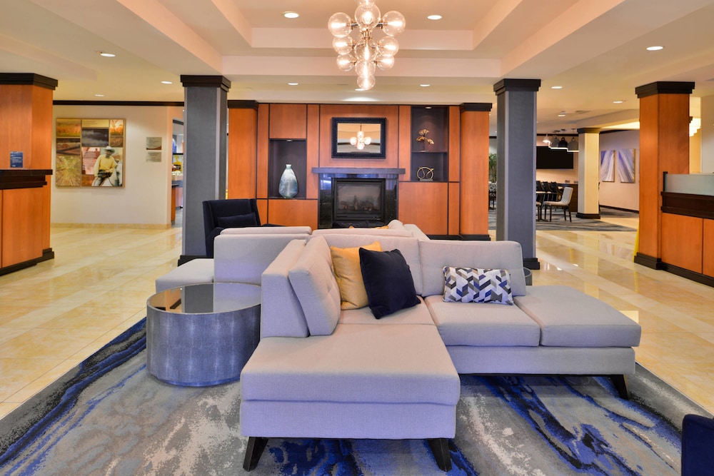 Fairfield Inn Suites Raleigh Durham Airport Brier Creek 22/35