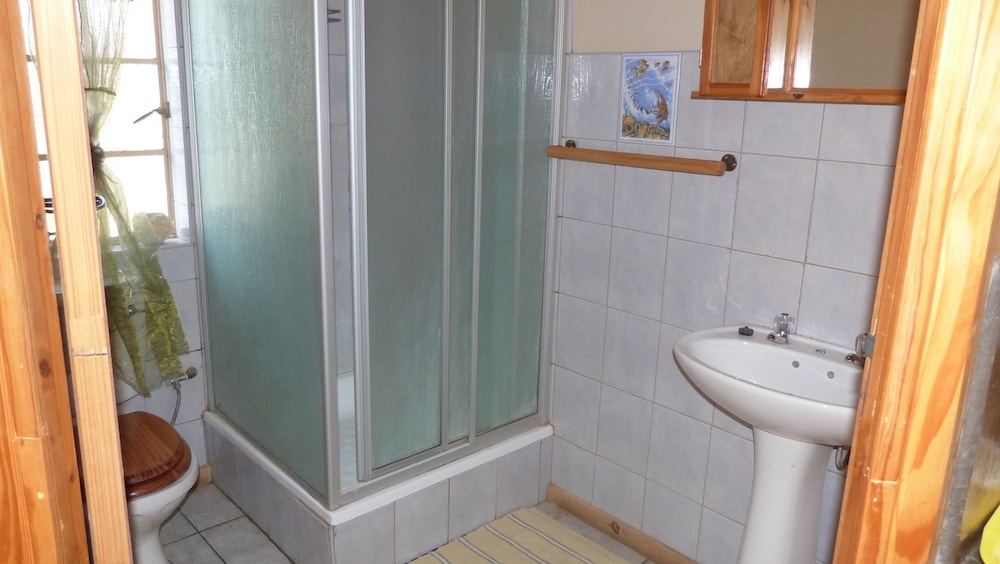 Ladybrand Guest House 50/50