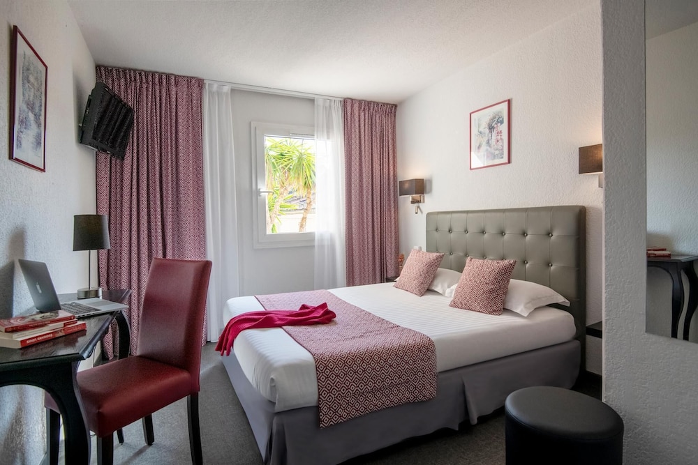 Hotel du Forum 14/50