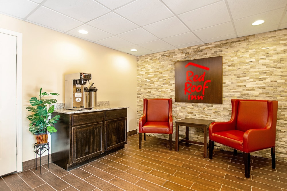 Red Roof Inn Scottsburg 12/27