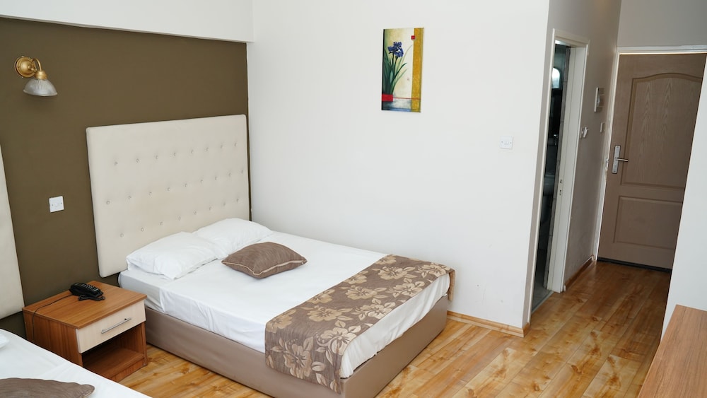 Sempati Hotel 14/44
