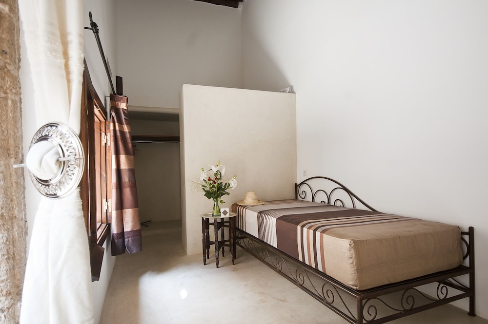 Riad El Maâti 6/66