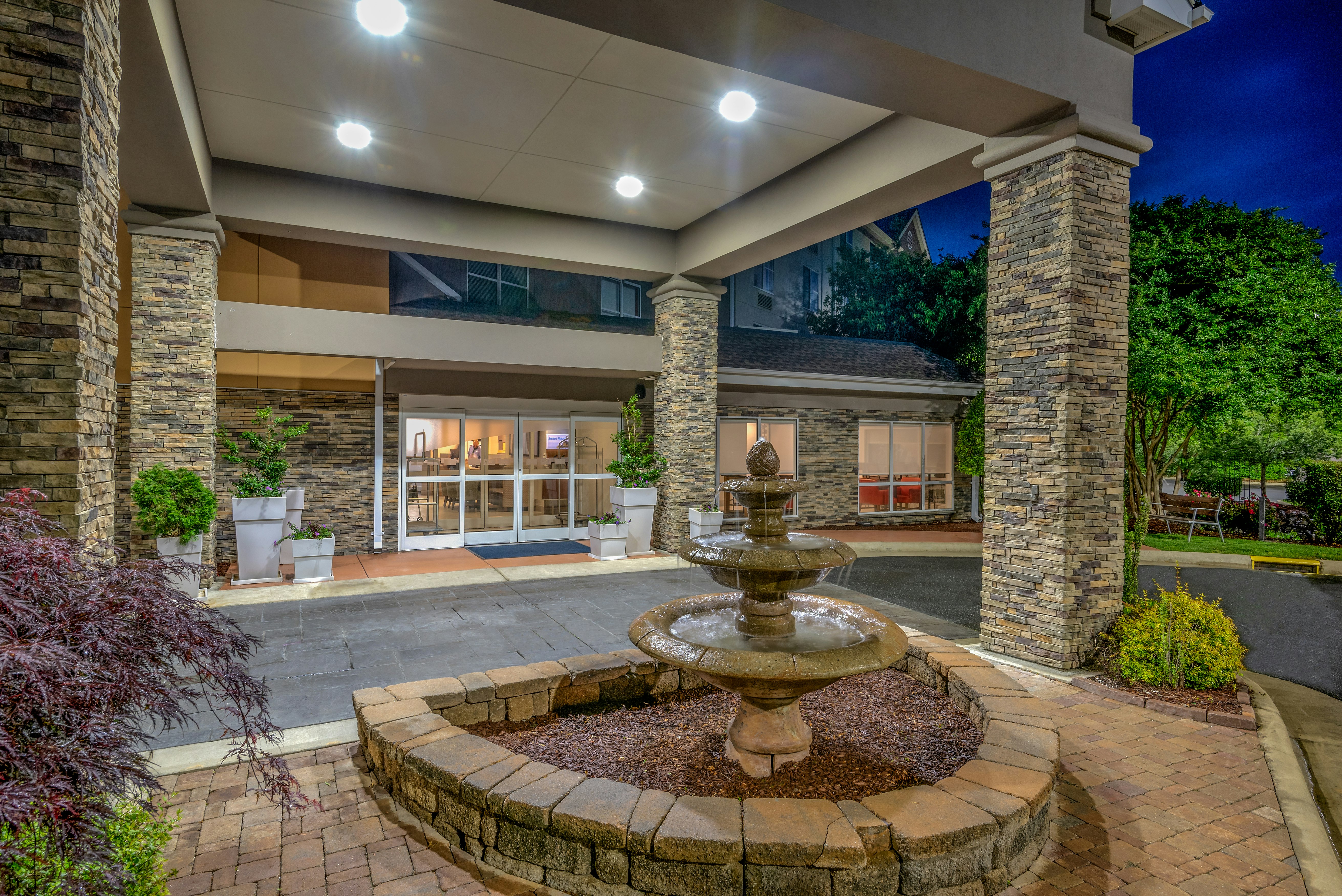 Holiday Inn Express Chapel Hill 15/18