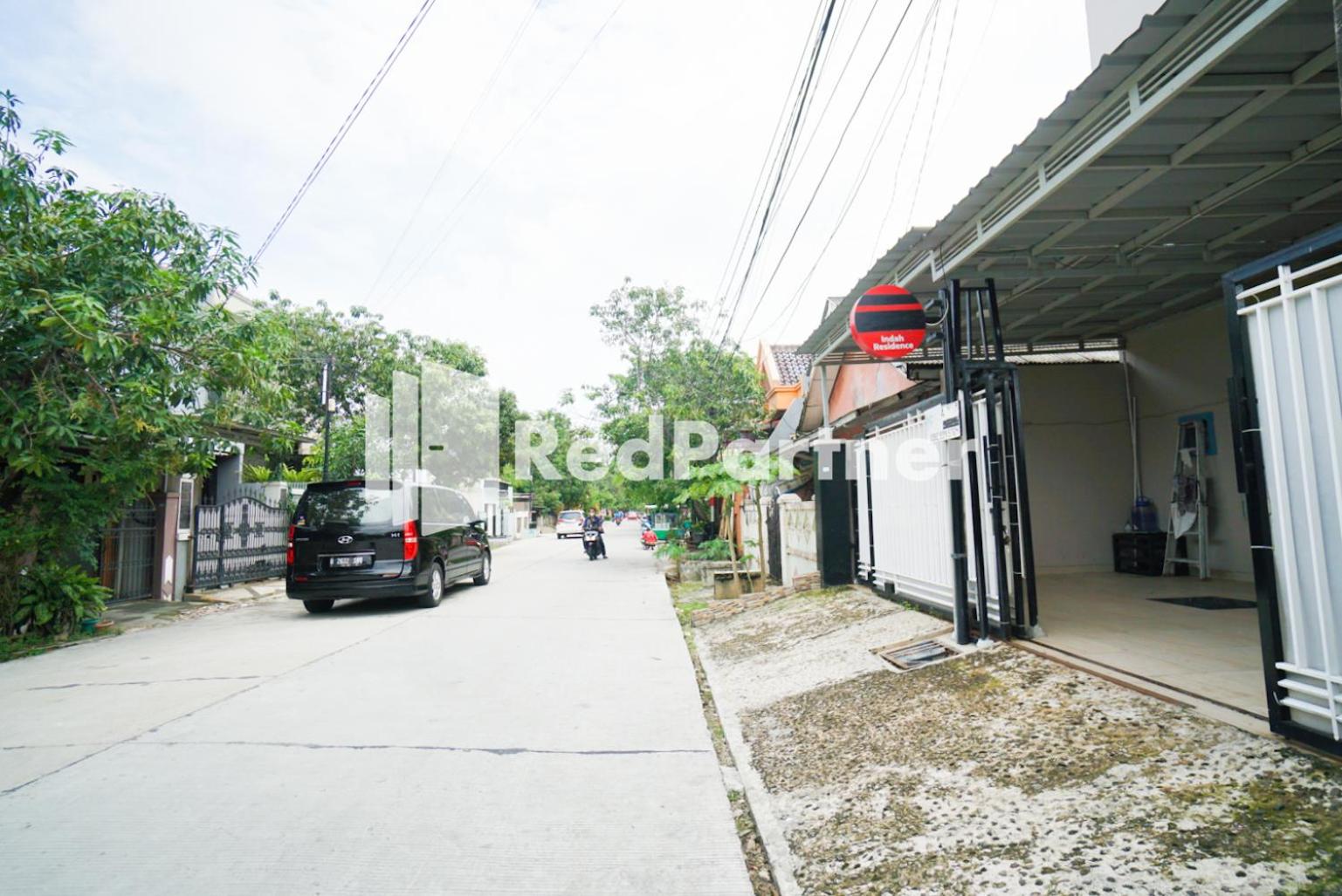 OYO 3964 Indah Residence Syariah 36/47
