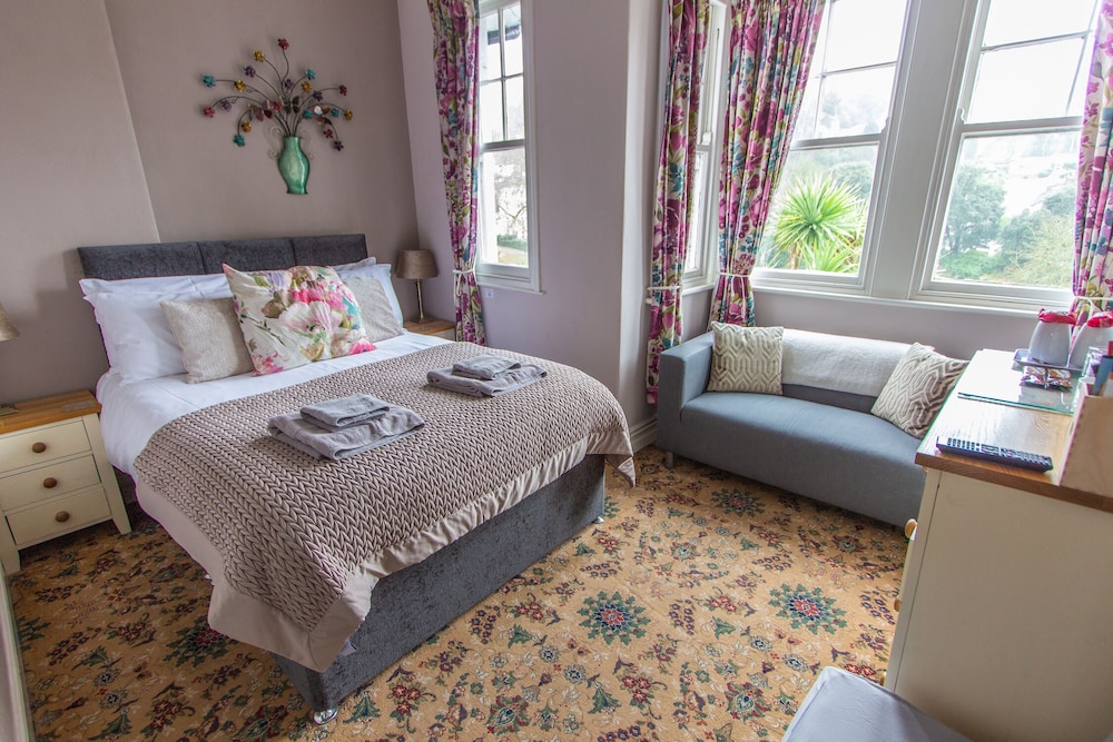 Harbour Heights Guest House 10/41