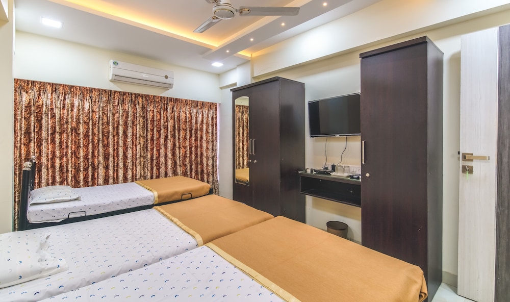 Hotel Nest Inn Malad 22/44