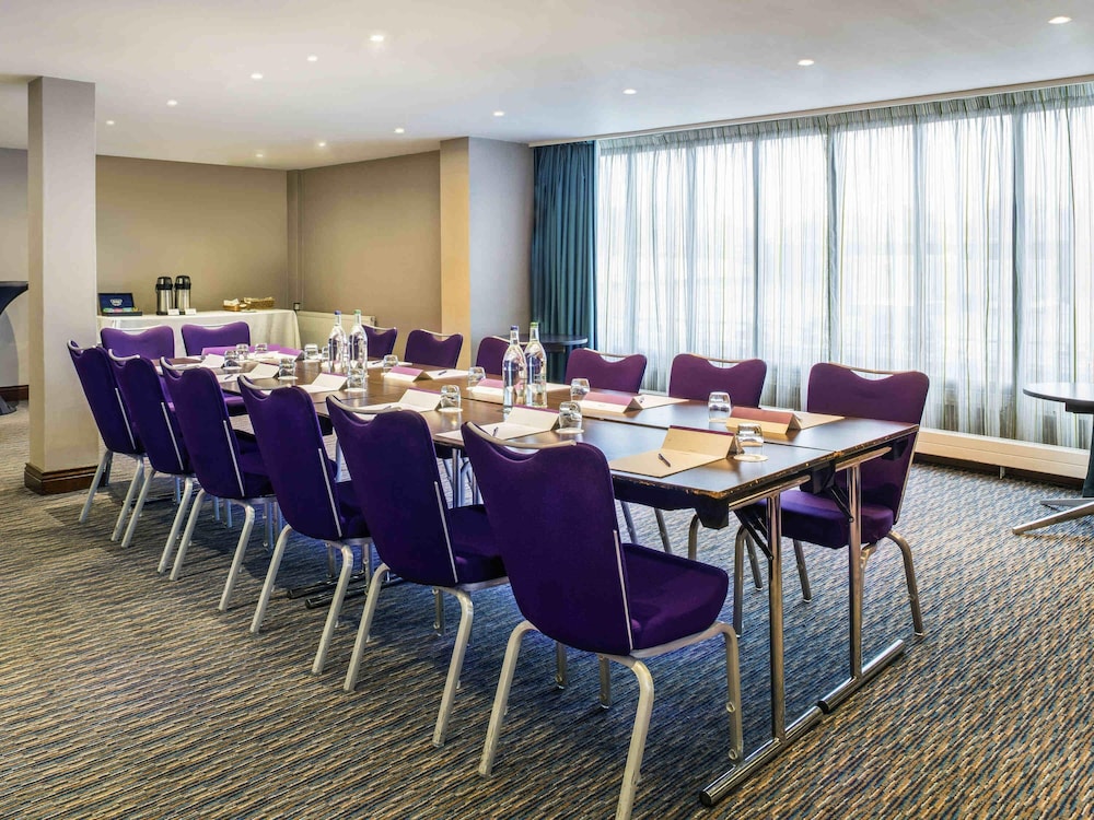 Mercure London Heathrow 58/68