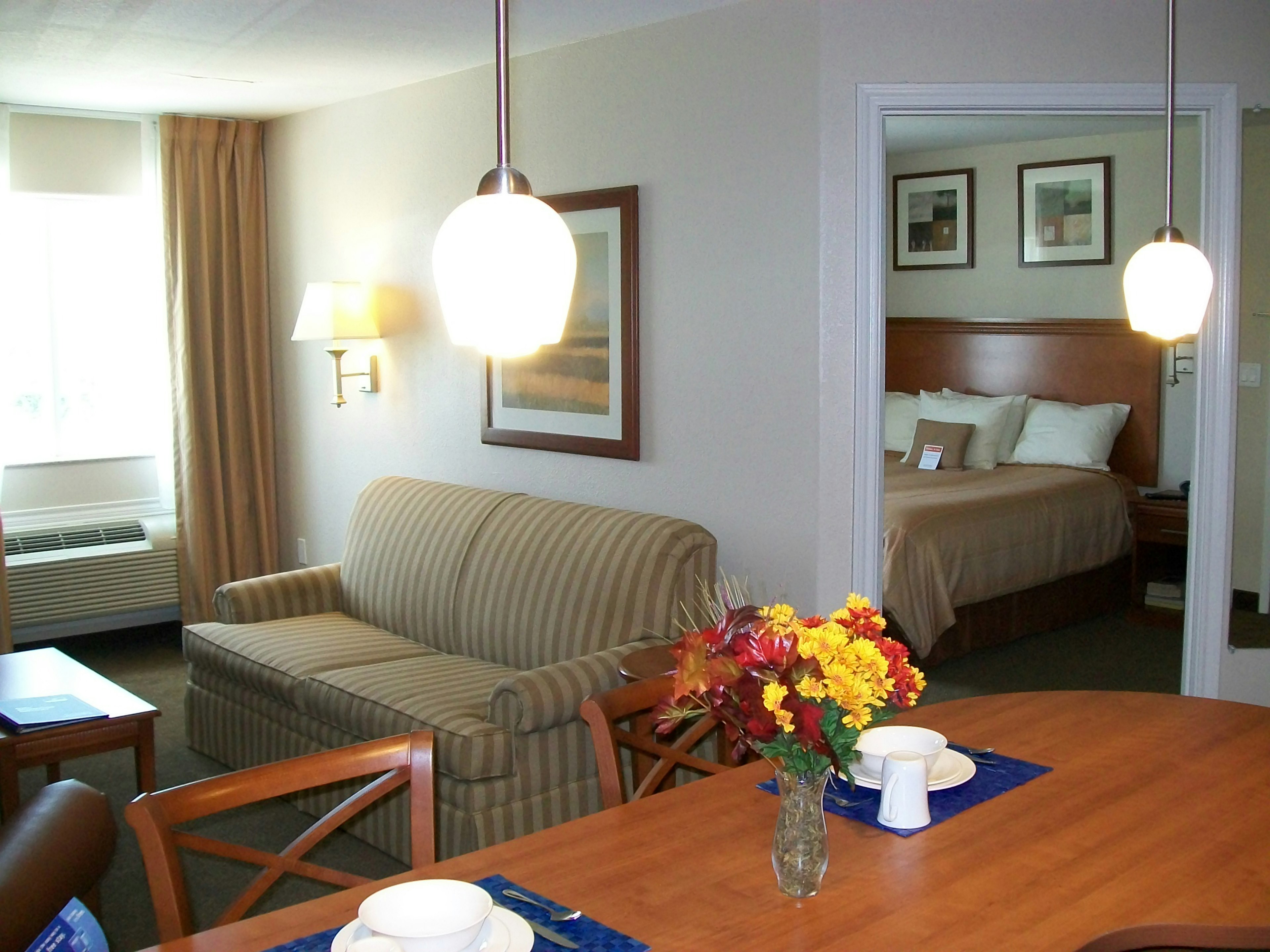 Candlewood Suites La Porte 25/40