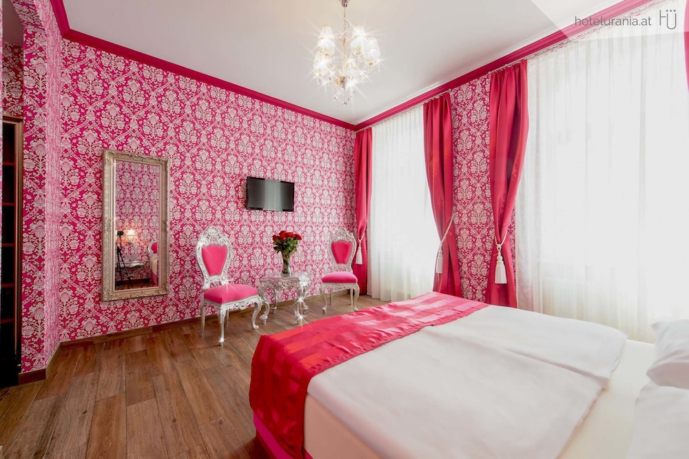 Hotel Urania 14/78