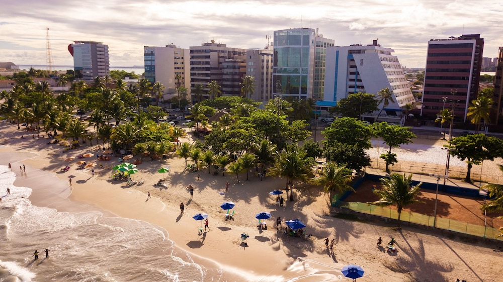 Praia Hotel Enseada 60/63
