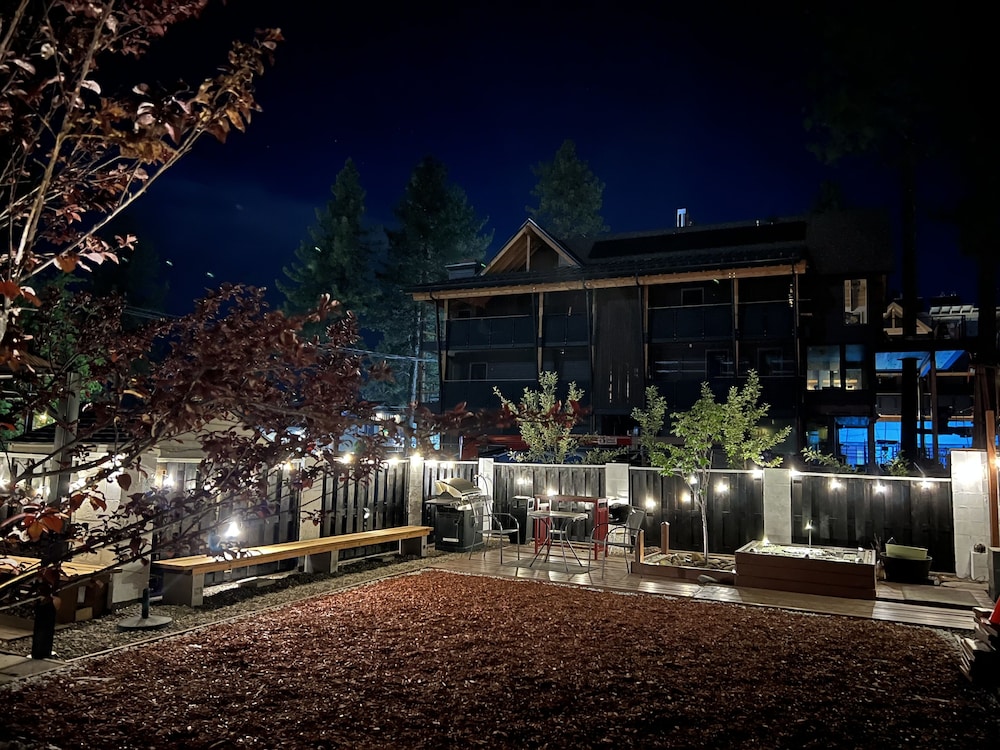 Tea Garden Lodge 46/49