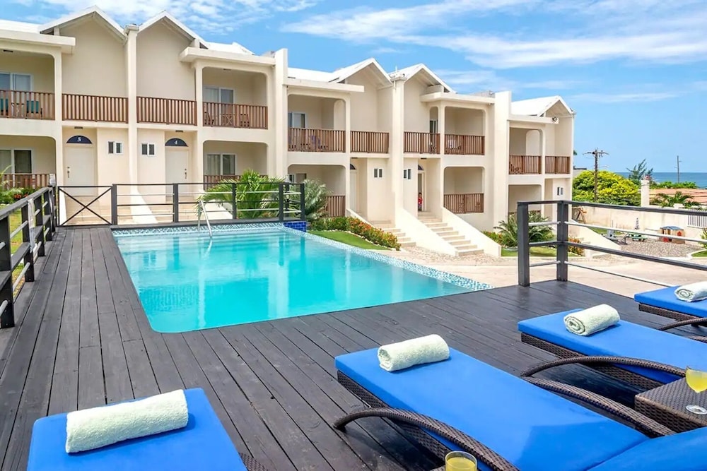Nianna Coral Bay Splendid Townhouse 48/50