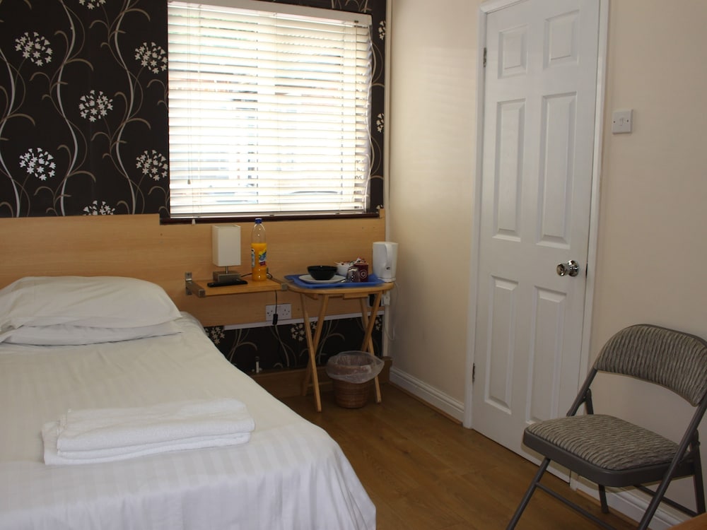 Debden Guest House 31/50