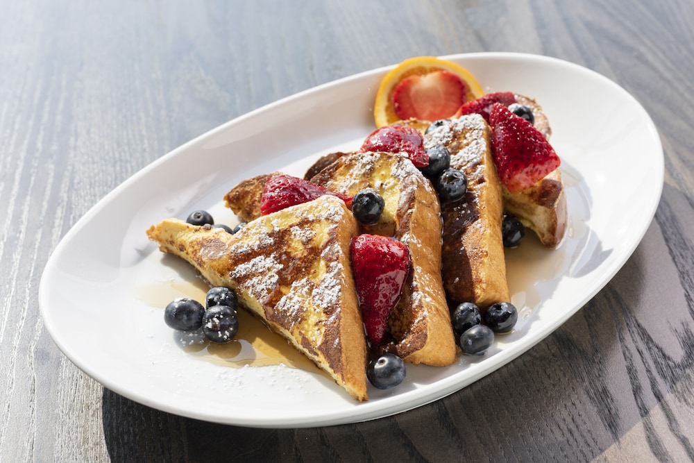 Resorts World Catskills Casino 21/53