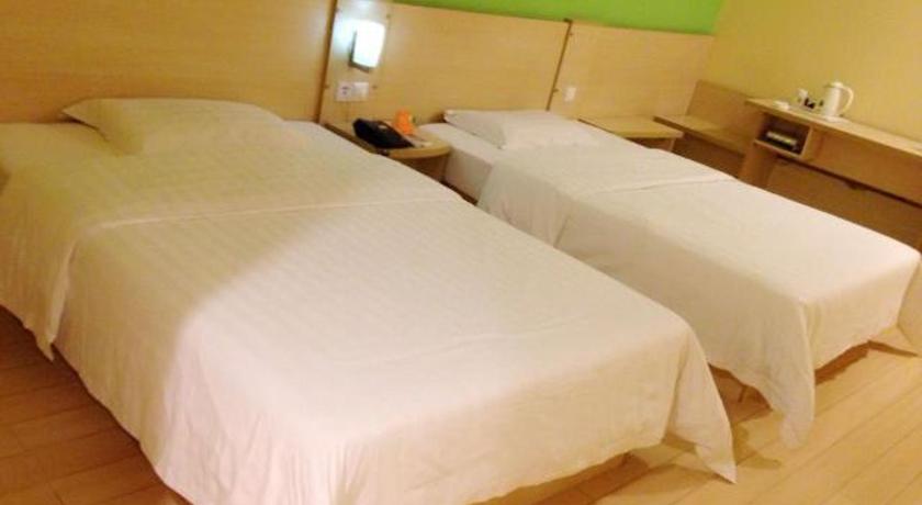 7 Days Inn (Suzhou Amusement Land Xinqu Commercial Street) 38/53