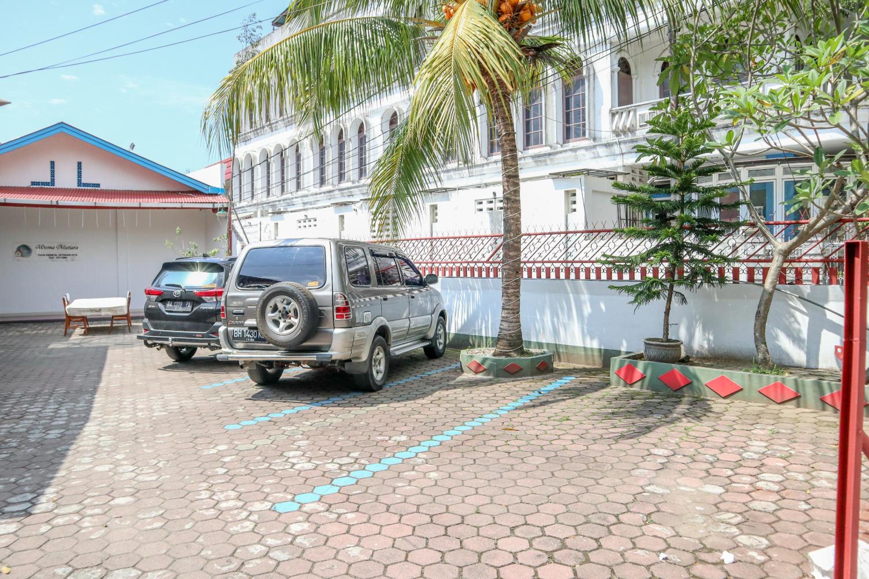 Wisma Mutiara 28/33