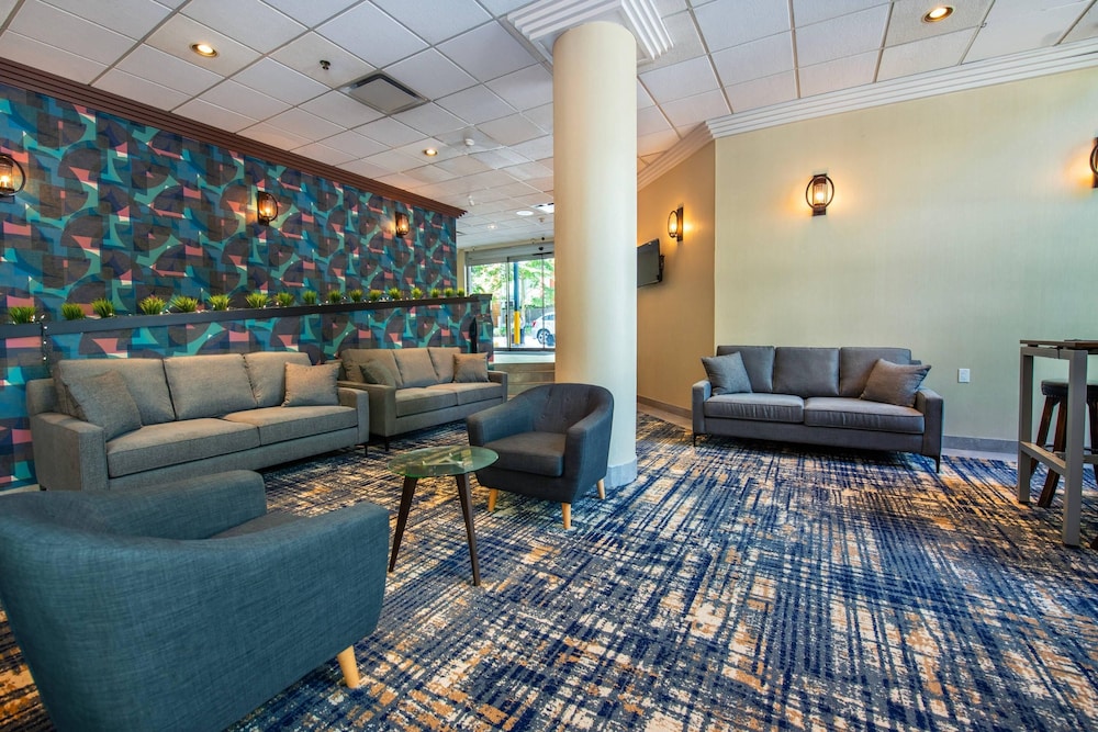 Grand Park Hotel & Suites Downtown Vancouver, Ascend Hotel Collection 47/63