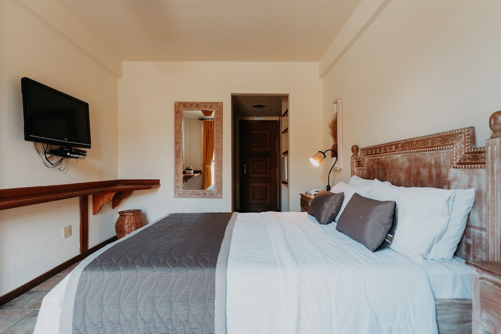 ECONOMY, APARTMENT