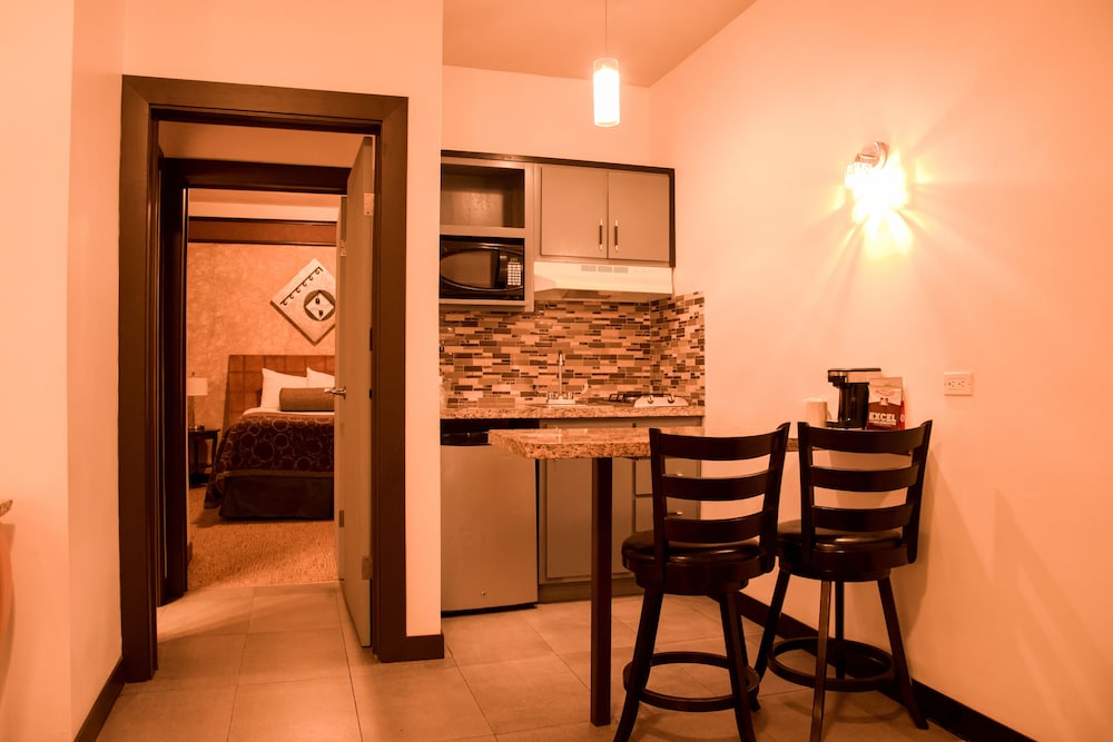 Business Hotel And Suites Maria Bonita 56/82