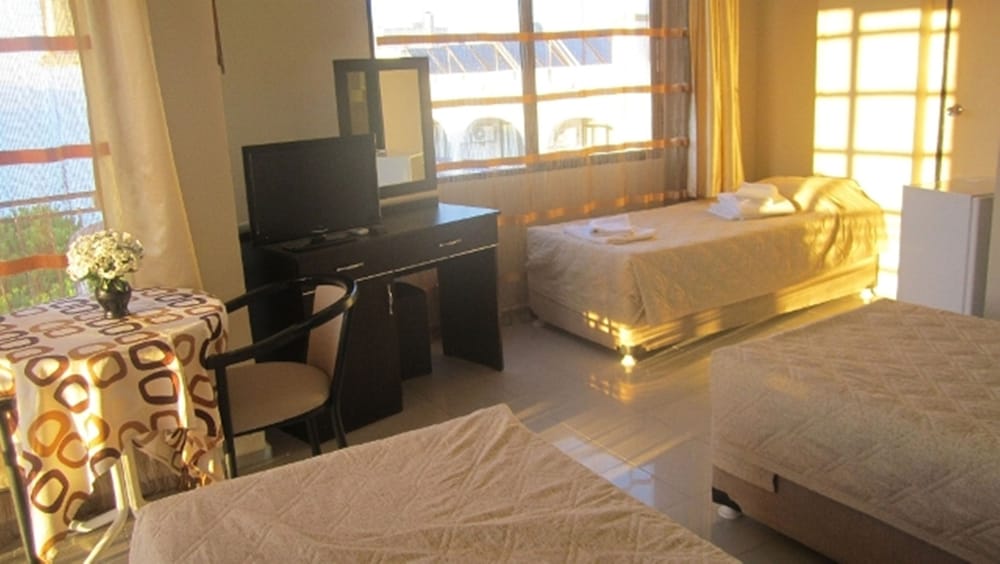 Hotel Melike 12/25
