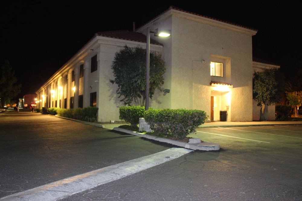 Ocean Gateway Inn 3/30