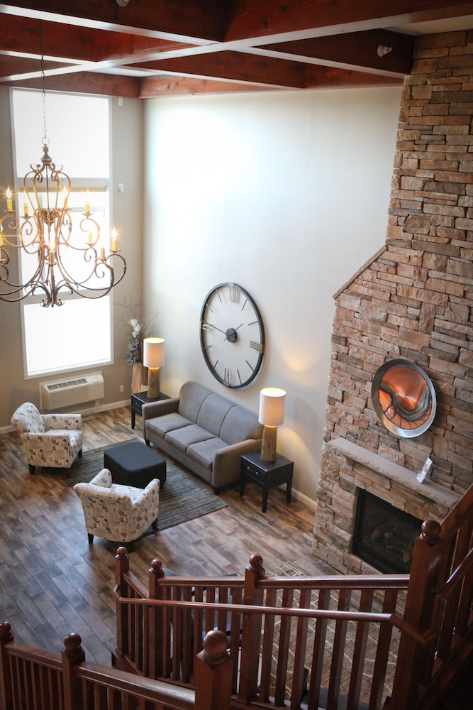 Grandstay Hotel And Suites Perham 36/54