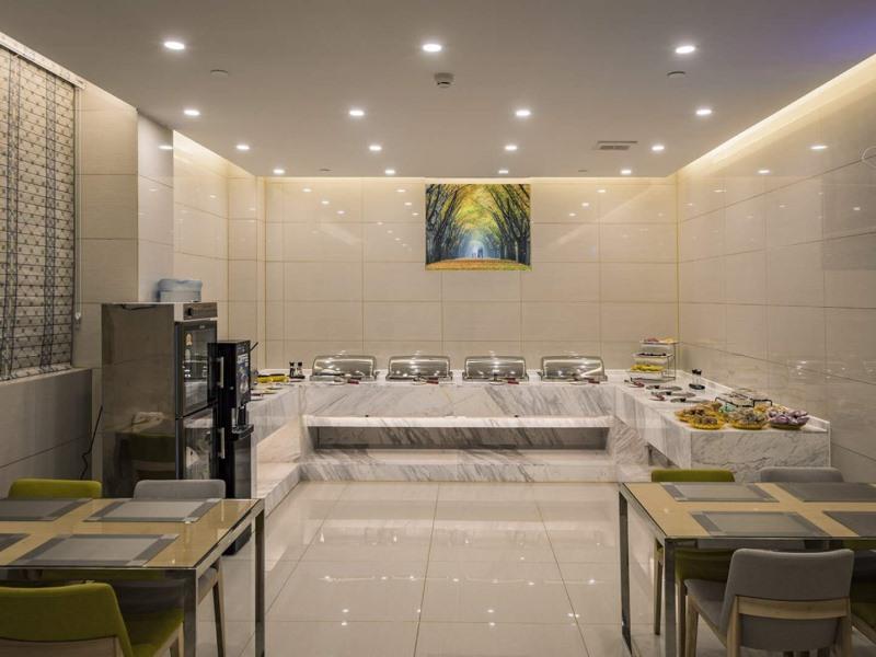Vatica Xuzhou High Speed Railway Station Hotel 43/43