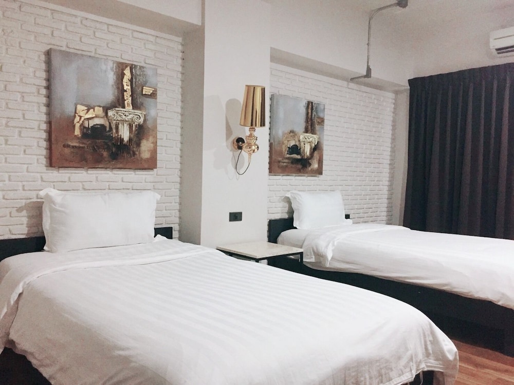 Diary Suite Hotel 16/50