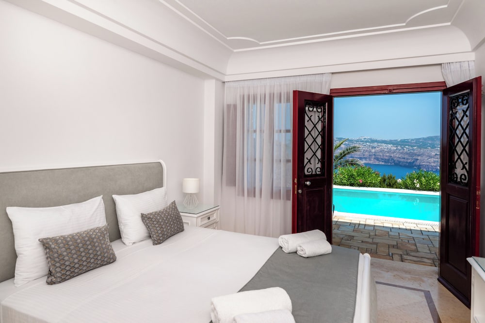 Maison De Lys Luxury Suites 16/72